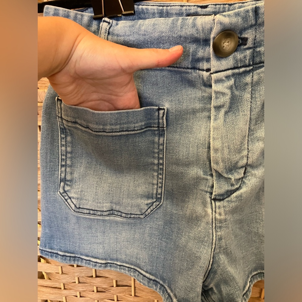 Anthropologie Maeve Colette Short in Palms Wash - Picture 5 of 10